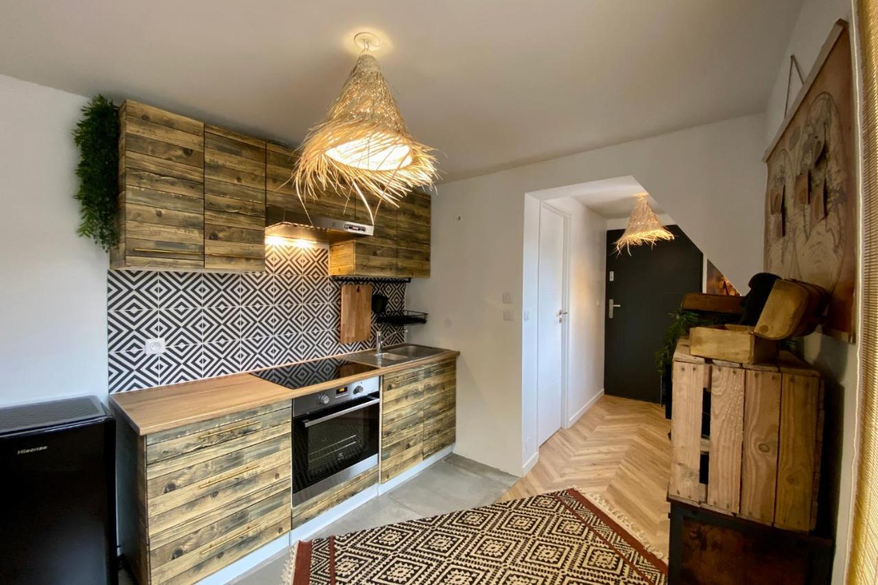L'Expedition - Best Keys - Experience Unique - Deco Immersive - Lit Queen Size & Canape Convertible - Centre Ville - Netflix & Wifi Illimite - Check-In Autonome - Parking Gratuit Villeneuve-sur-Yonne Eksteriør billede