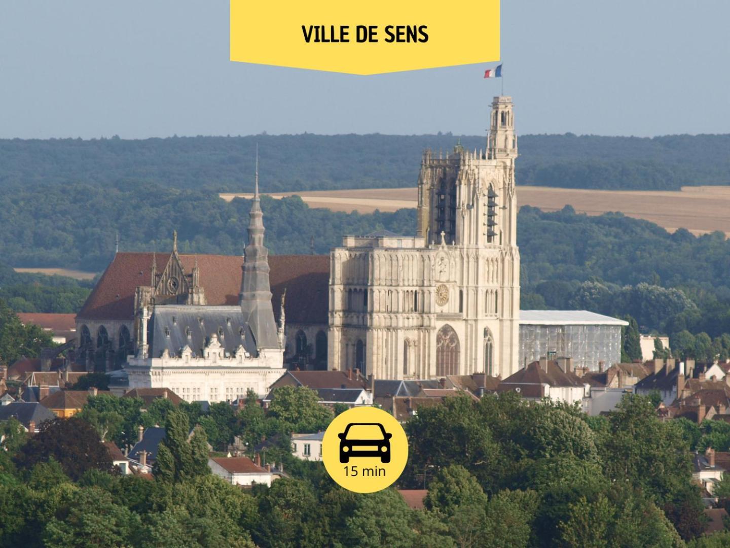 L'Expedition - Best Keys - Experience Unique - Deco Immersive - Lit Queen Size & Canape Convertible - Centre Ville - Netflix & Wifi Illimite - Check-In Autonome - Parking Gratuit Villeneuve-sur-Yonne Eksteriør billede